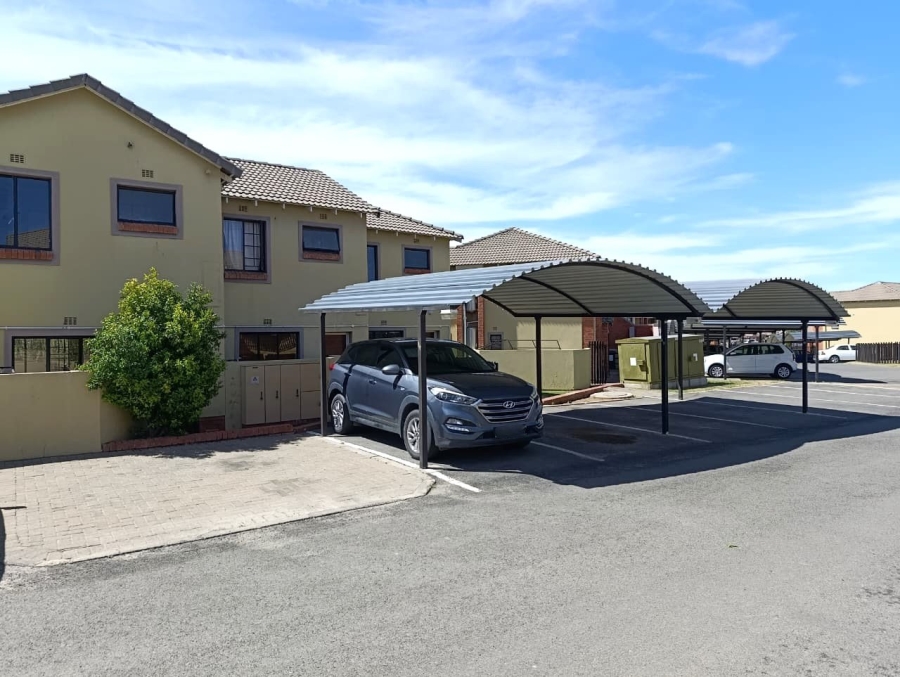To Let 2 Bedroom Property for Rent in Hillside Free State